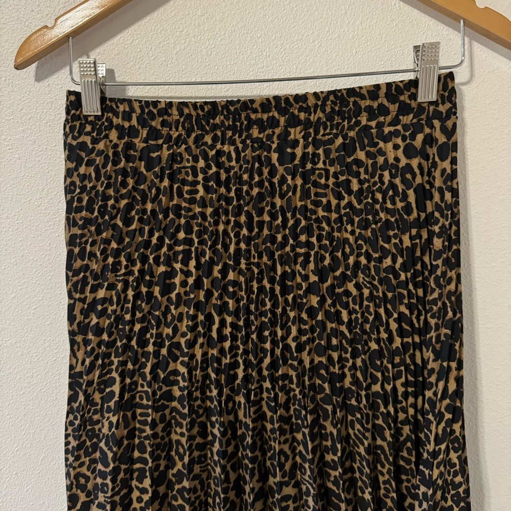 Max Studio Leopard Print Pleated A-Line Maxi Skir… - image 7